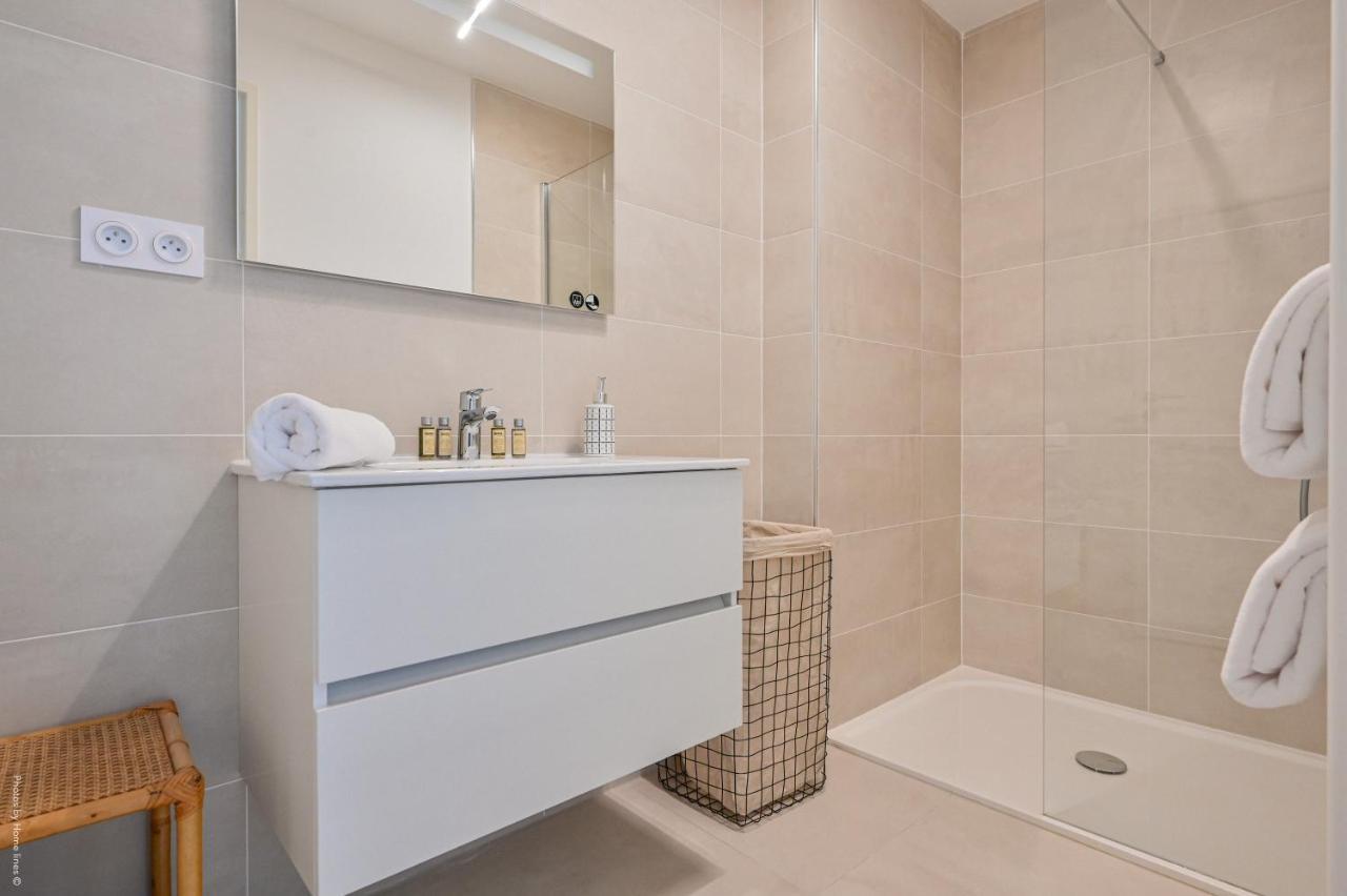 T2 Neuf - Terrasse Et Piscine - Acces Direct Plages Et Centre Village - App 29b -
